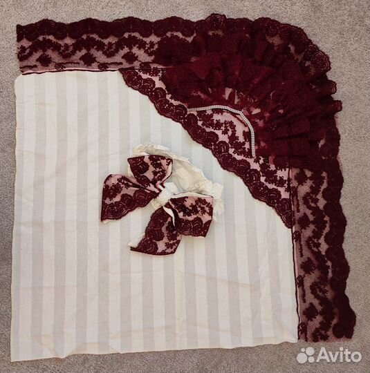 На выписку уголок с бантом