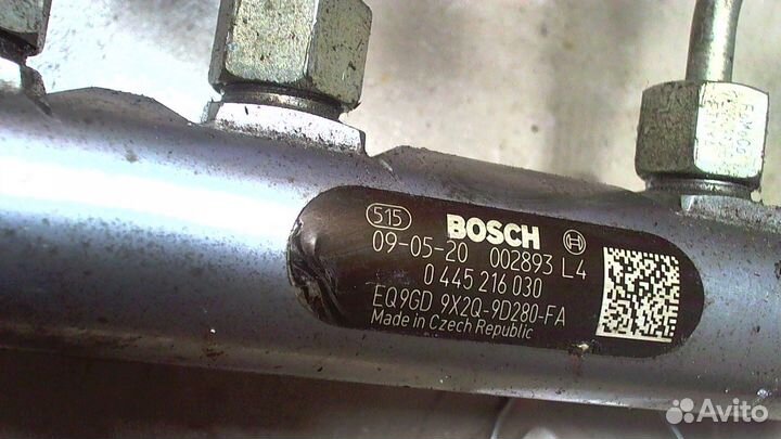 Рампа топливная Jaguar XF 2007–2012, 2009