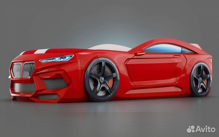 Детская кровать машинка