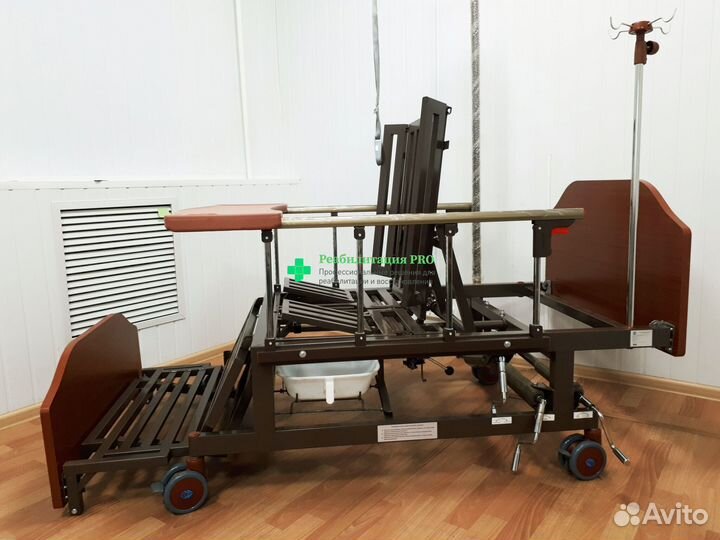 Медицинская кровать