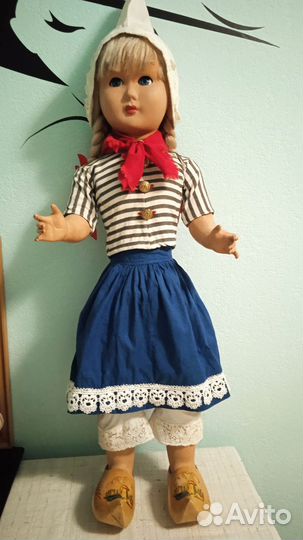 Кукла (пластик)