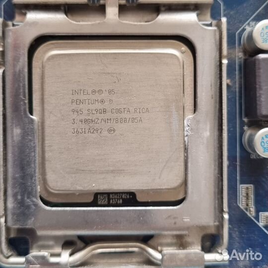 Материнская плата с процессором