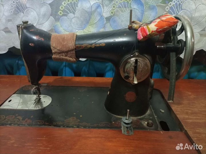 Швейная машинка пмз им. Калинина СССР