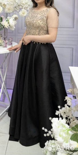 Вечерное платье