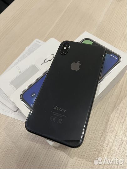 iPhone X, 256 ГБ