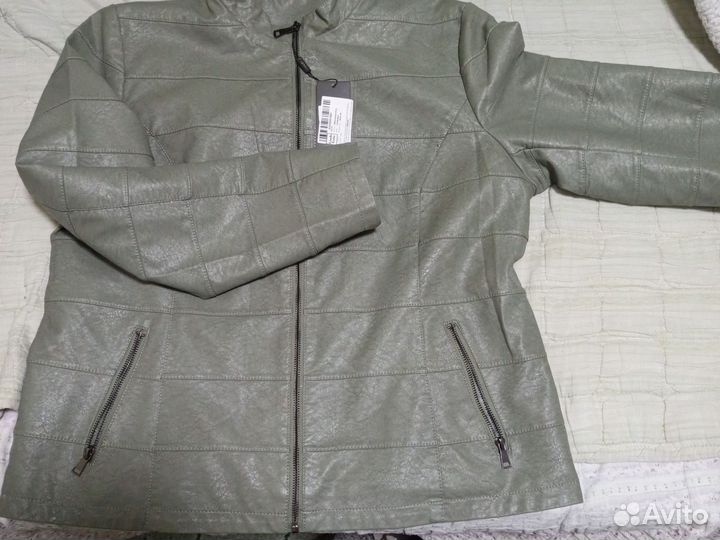 Куртка женская 58 размер