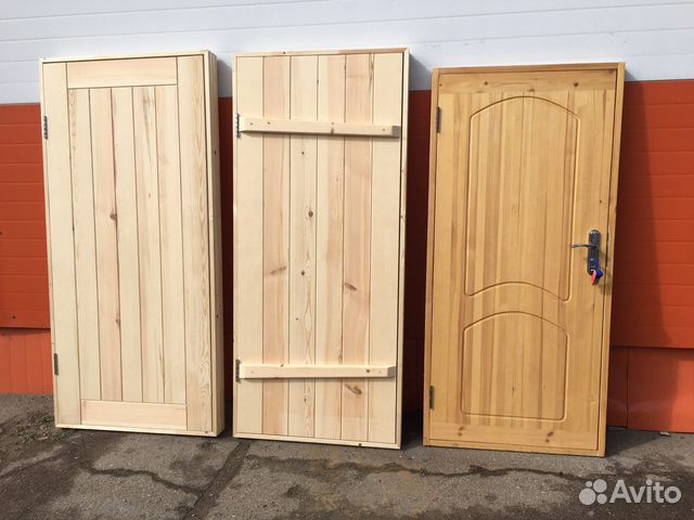 Изготаволивам деревянные двери