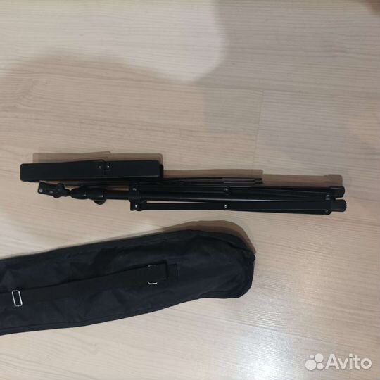 Пюпитр для нот Guitto GSS—03 с чехлом
