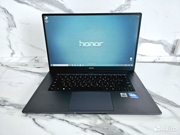 Honor MagicBook x15