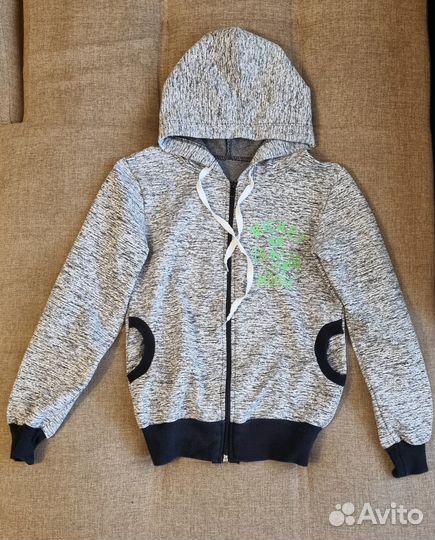 Продам спортивный костюм для девочки