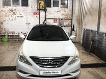 Hyundai Sonata 2.4 AT, 2011, 400 000 км, с пробегом, цена 750 000 руб.