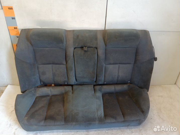 Сиденье салонное Mitsubishi Galant