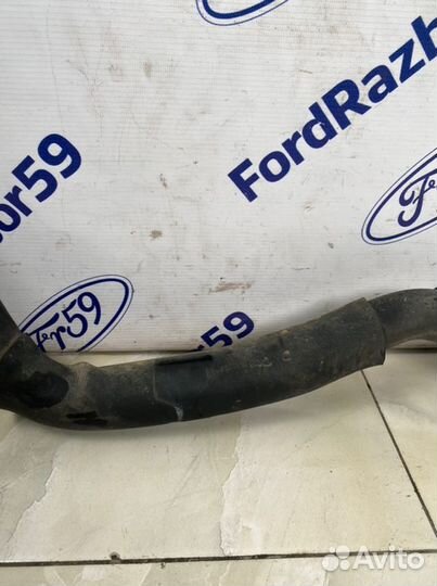 Патрубок системы охлаждения Kia Ceed ED 1.6 (G4FC)