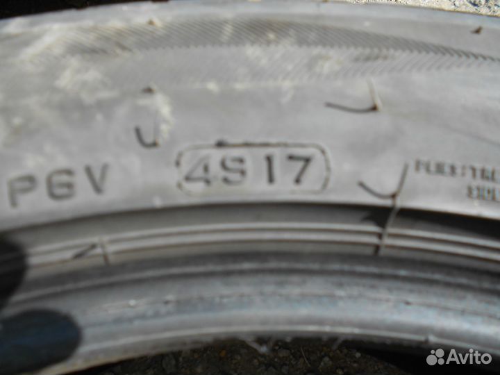 Bridgestone Potenza S001 225/50 R17