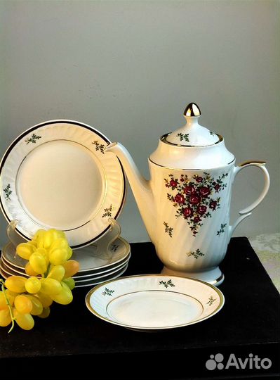 Рига Кофейник, 6 тарелок