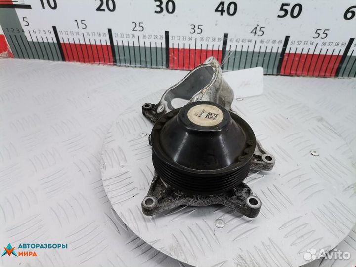 Помпа BMW 3 F30/F31/F34 2011 11518516205