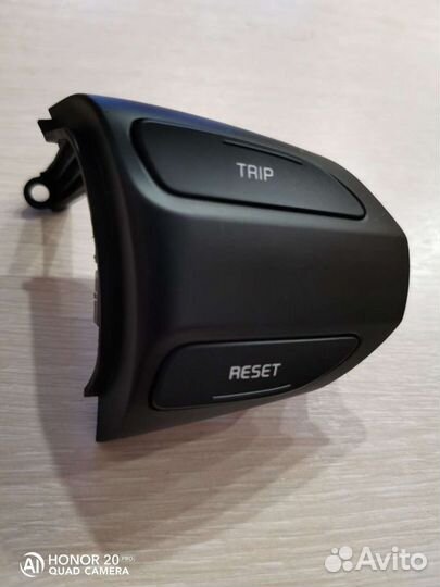 Кнопки на руль KIA RIO 4