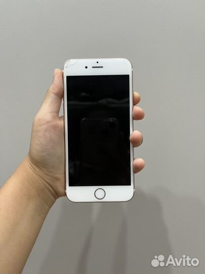 Телефон iPhone 6s