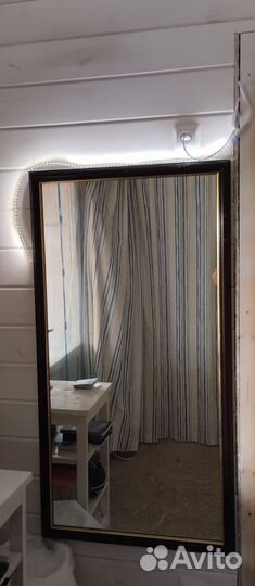 Зеркало настенное бу 66*126
