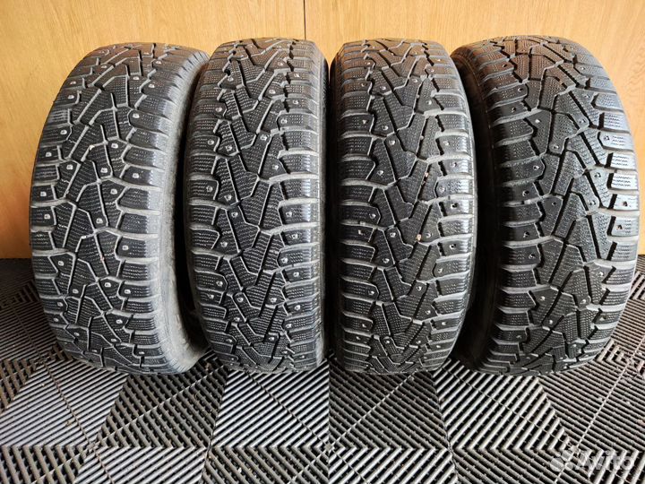 Pirelli Ice Zero 185/60 R15