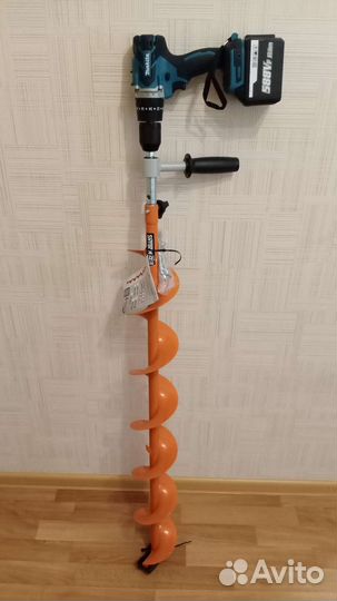 Шуруповёрт с ледобуром для зимней рыбалки