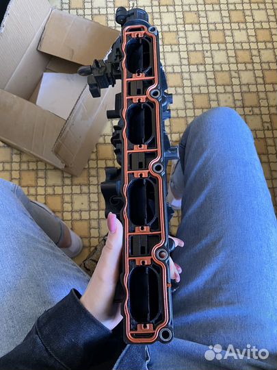 Впускной коллектор B6 1.8