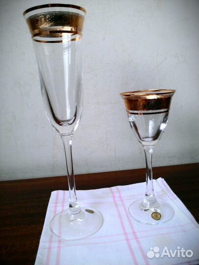 Богемское стекло с золотом для шампанского