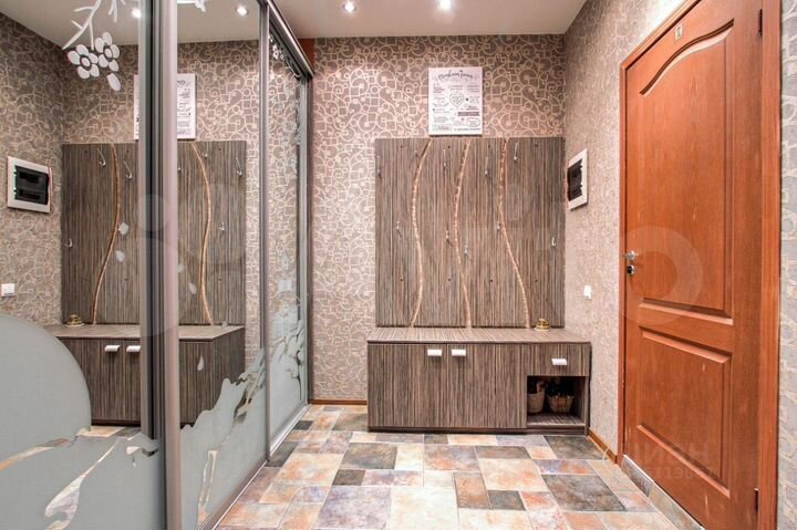 3-к. квартира, 126 м², 5/5 эт.