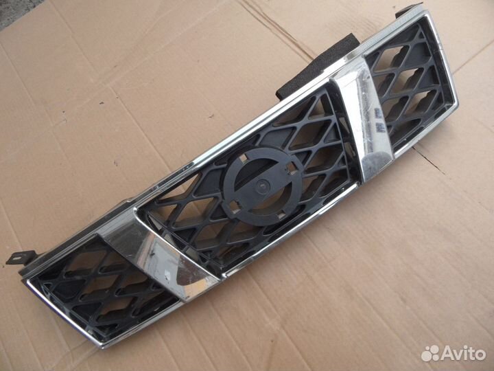 Решетка радиатора Nissan X-trail T31 62310JG40A