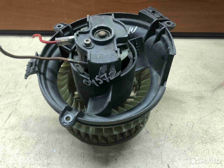 Моторчик печки Mercedes E W124
