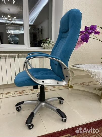 Компьютерное кресло