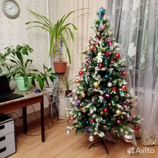 Ель искусственная 180