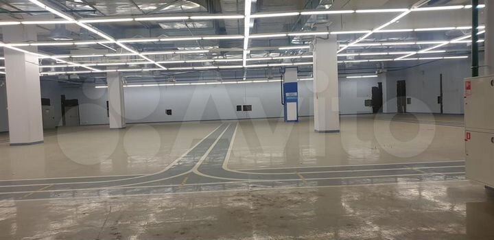 Сдам торговое помещение, 1905.3 м²