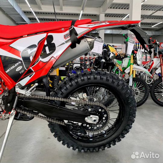 Мотоцикл Regulmoto Holeshot Red Edition (4 valves)