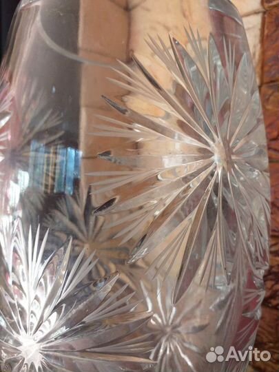 Хрустальная ваза