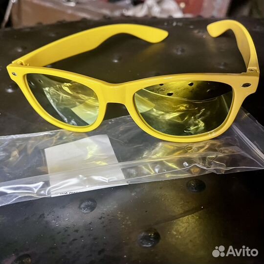 Солнечные очки lipton