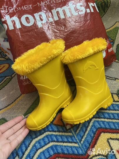 Резиновые сапоги р22