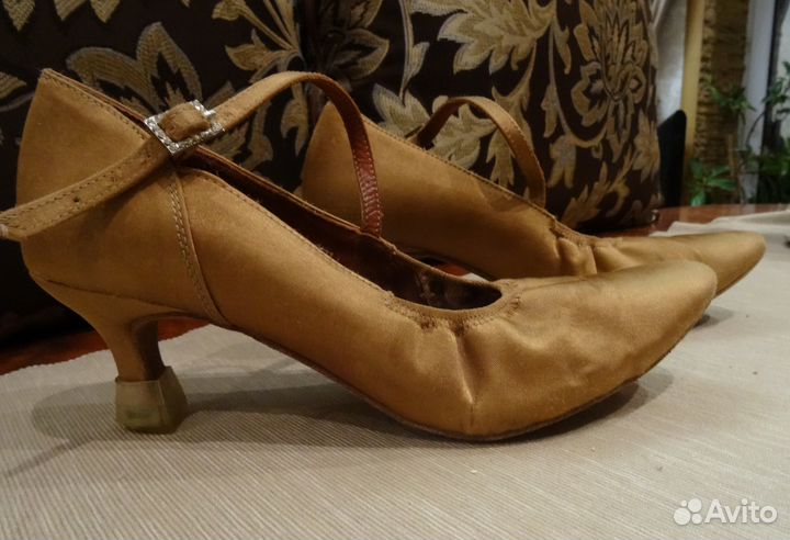 Обувь для спортивнобальных танцев