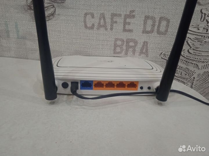 Маршрутизатор tp-link модель TL-WR841N