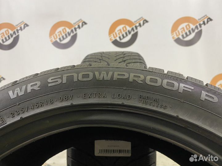 Nokian Tyres WR Snowproof P 235/45 R18