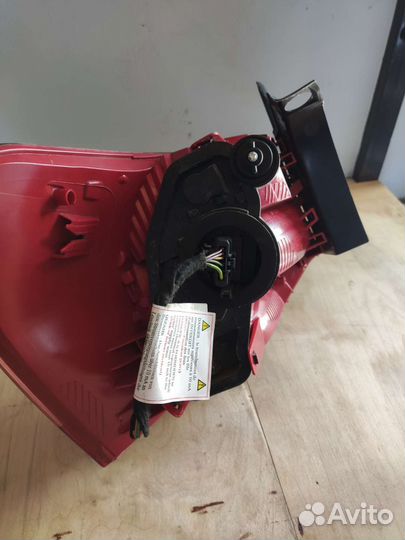 Фонарь задний правый ситроен с5x7 седан