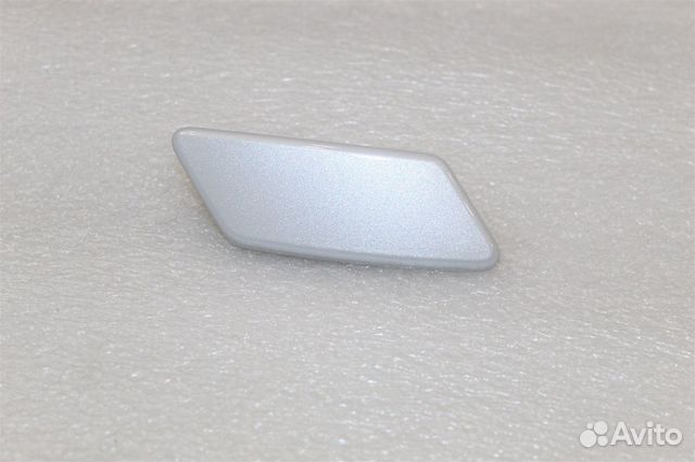 Camry 70 Крышка омывателя правая белый перл 21-23
