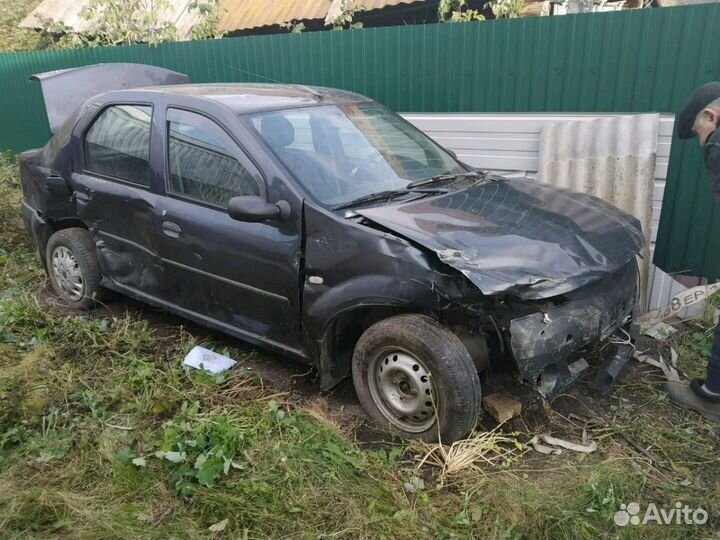 Логан 2010г 1.6 по частям