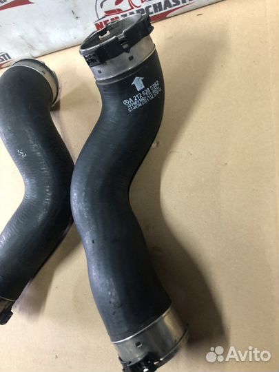 Патрубок интеркулера Mercedes A2125280382