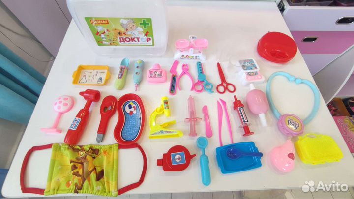 Медицинский набор игрушечный
