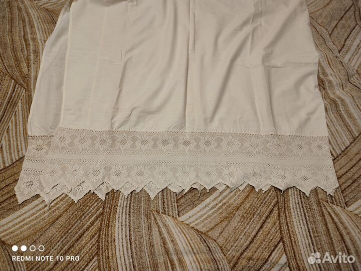 Старинная скатерть, салфетки, подзоры пакетои