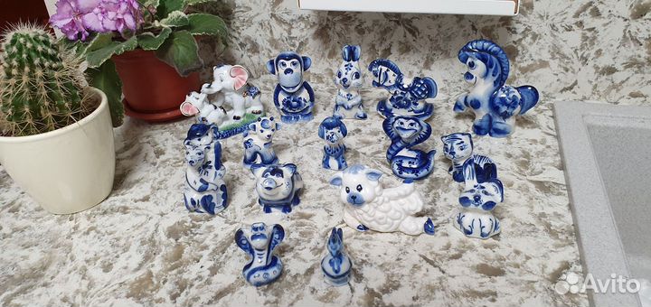 Фигурки гжель