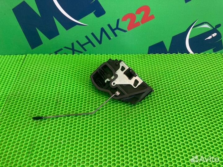 Замок боковой двери задний левый Bmw X5 E70