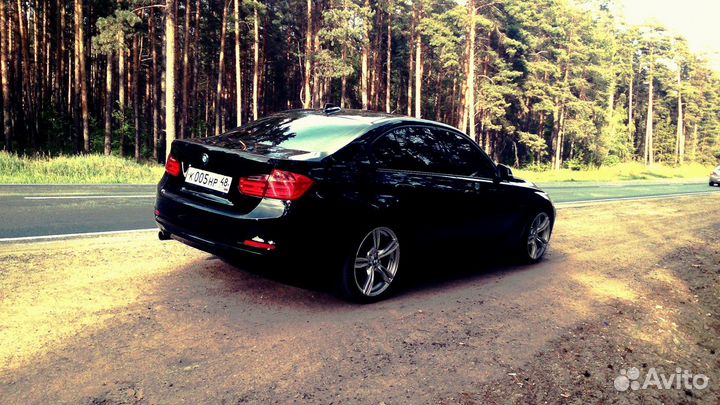 Заднее стекло на BMW 3 series F30 Установка 1 час