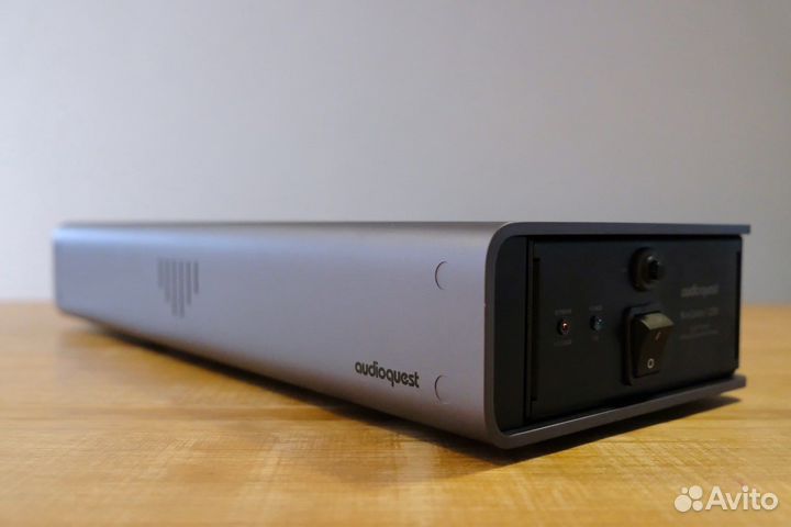 Сетевой фильтр AudioQuest Niagara 1200